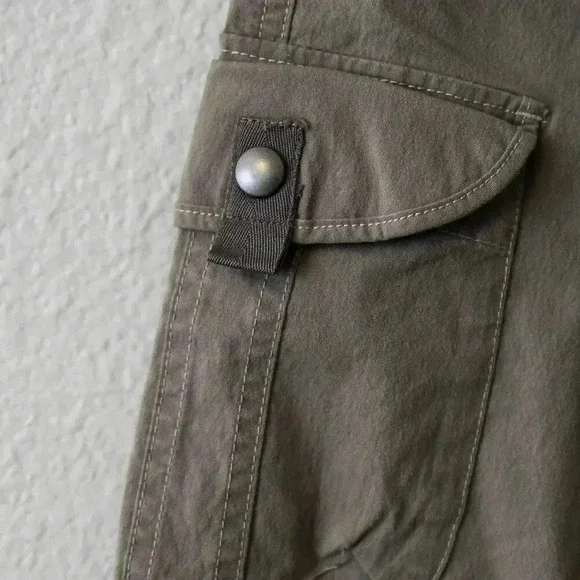 Kuhl Womens 2 Capri Pants Beige Cargo Pockets Camping Hiking Outdoor Gardening - Picture 4 of 15